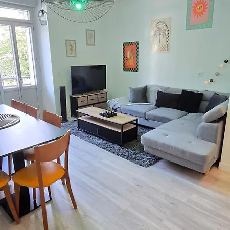 Апартаменты Le Refuge Du Sanctuaire Wifi Tv 4 Mm Du Sanctuaire Лурд
